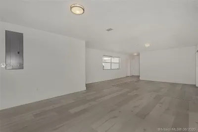 Highland Lakes Aventura